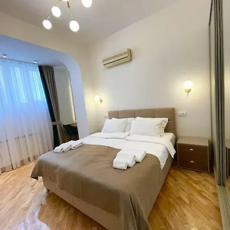 Apartment No. 7